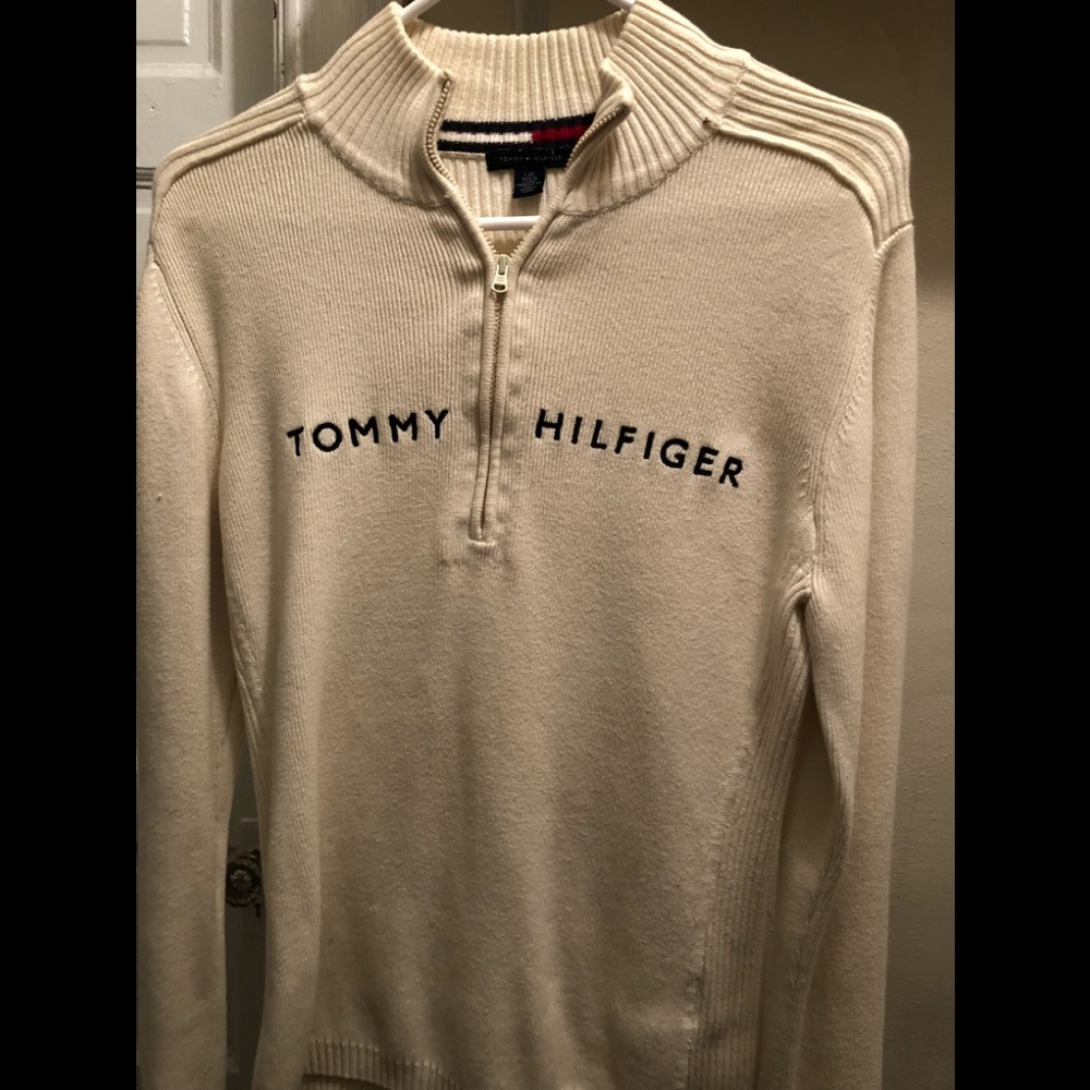 Juniors Tommy Hifiger Sweater